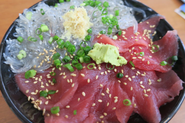 生シラスマグロ丼